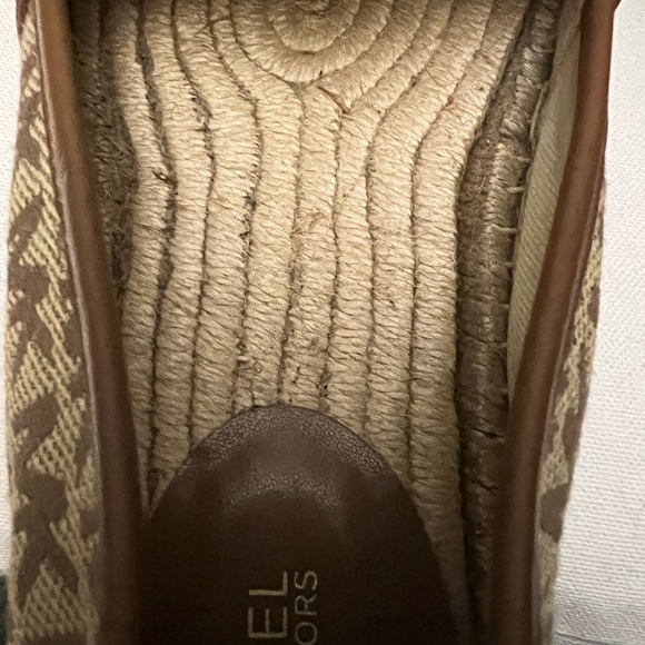 Michael Kors Lenny Signature Logo Jacquard Slip-On Espadrilles Size 9.5 casual - Picture 7 of 7